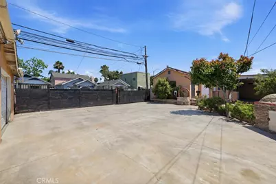 932 E 23rd Street, Long Beach, CA 90806 - Photo 22