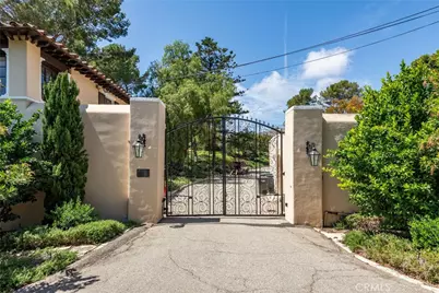 1 Peppertree Drive, Rancho Palos Verdes, CA 90275 - Photo 2