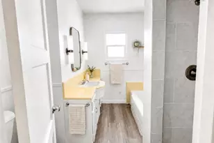 607 Sapphire St, Redondo Beach, CA 90277 - Photo 16