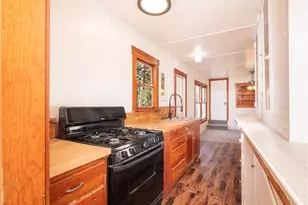 968 CA-189, Twin Peaks, CA 92391 - Photo 22