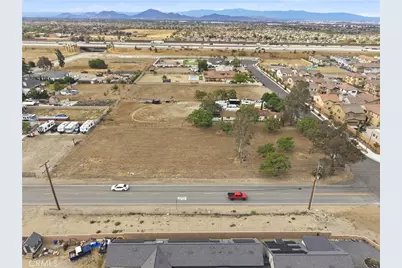 6327 Maloof Avenue, Fontana, CA 92336 - Photo 6