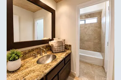 208 S Catalina Avenue #C, Redondo Beach, CA 90277 - Photo 14