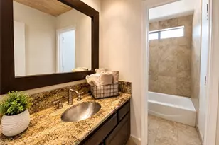 208 S Catalina Ave, Redondo Beach, CA 90277 - Photo 14