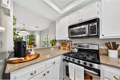 2731 Erringer #71, Simi Valley, CA 93065 - Photo 4