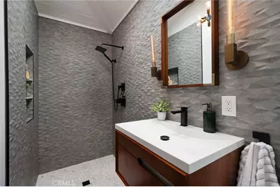 918 3rd Street, Hermosa Beach, CA 90254 - Photo 38