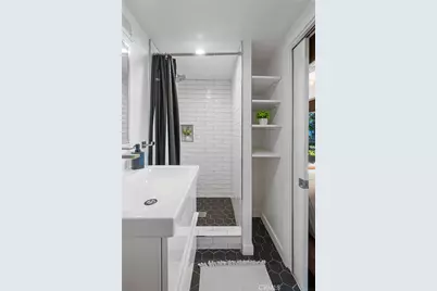 918 3rd Street, Hermosa Beach, CA 90254 - Photo 48