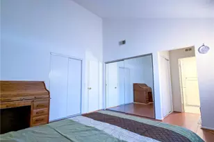 929 Thistlegate, Oak Park, CA 91377 - Photo 16