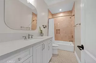 2000 Robinson St, Redondo Beach, CA 90278 - Photo 32