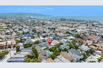 1049 3rd Street, Hermosa Beach, CA 90254 - Photo 2