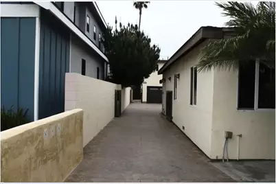 5138 W 135th, Hawthorne, CA 90250 - Photo 2