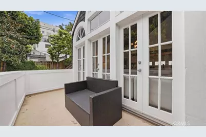 9856 Portola Drive, Beverly Hills, CA 90210 - Photo 18