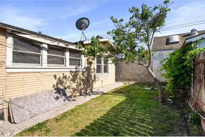 1401 S Weymouth, San Pedro, CA 90732 - Photo 14