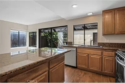 1315 Stonewood Court, San Pedro, CA 90732 - Photo 10