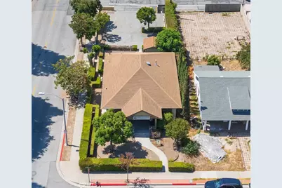 146 E Walnut Avenue, Monrovia, CA 91016 - Photo 38