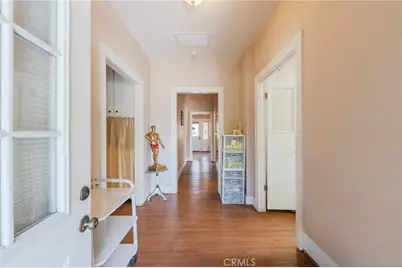 146 E Walnut Avenue, Monrovia, CA 91016 - Photo 26