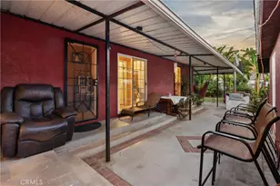 1866 San Francisco, Long Beach, CA 90806 - Photo 26