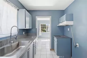 1866 San Francisco, Long Beach, CA 90806 - Photo 24