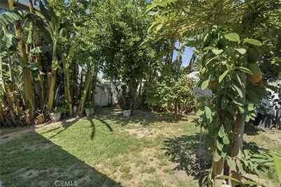 1866 San Francisco, Long Beach, CA 90806 - Photo 30