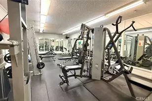906 Camino Real, Redondo Beach, CA 90277 - Photo 40