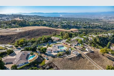13 Buggy Whip Drive, Rolling Hills, CA 90274 - Photo 54