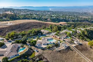 13 Buggy Whip Dr, Rolling Hills, CA 90274 - Photo 54