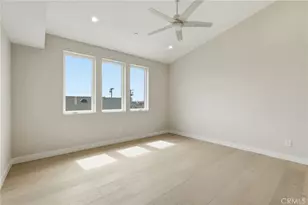 519 Emerald, Redondo Beach, CA 90277 - Photo 12