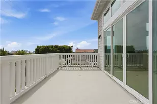519 Emerald, Redondo Beach, CA 90277 - Photo 14