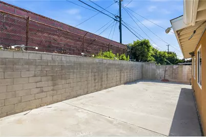 332 W 231st Street, Carson, CA 90745 - Photo 52