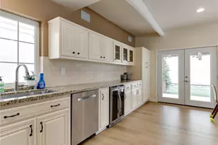 2703 Huntington Ln, Redondo Beach, CA 90278 - Photo 16