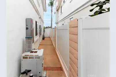 2703 Huntington Lane #A, Redondo Beach, CA 90278 - Photo 34