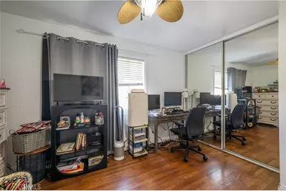 1721 Bardale Avenue, San Pedro, CA 90731 - Photo 30