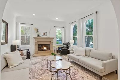 8005 Bell Crest Drive, Los Angeles, CA 90045 - Photo 4