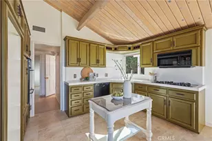 1 Stirrup Rd, Rancho Palos Verdes, CA 90275 - Photo 8