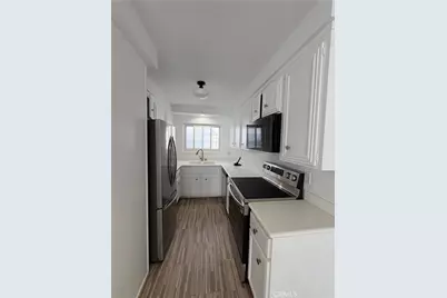 8130 Redlands #10, Playa del Rey, CA 90293 - Photo 2