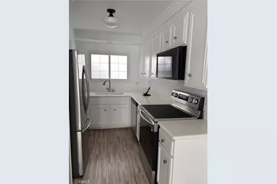 8130 Redlands #10, Playa del Rey, CA 90293 - Photo 10