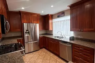 301 Diamond, Redondo Beach, CA 90277 - Photo 8