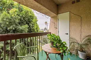 2001 E 21st St, Signal Hill, CA 90755 - Photo 16