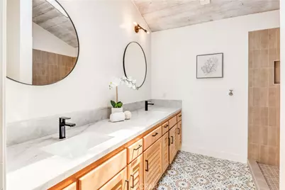 575 24th Street, Hermosa Beach, CA 90254 - Photo 28
