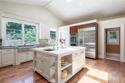 2704 Via Elevado, Palos Verdes Estates, CA 90274 - Photo 4