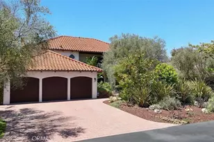 23 Country Meadow Rd, Rolling Hills Estates, CA 90274 - Photo 2