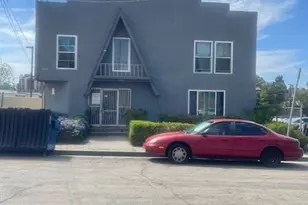 422 Warren, Inglewood, CA 90302 - Photo 1