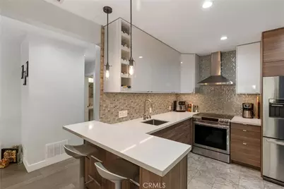 21 7th Place #510, Long Beach, CA 90802 - Photo 8