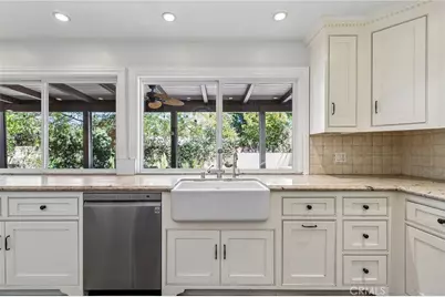 42 Kanan Road, Oak Park, CA 91377 - Photo 16