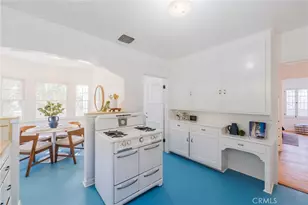 1964 Palmerston, Los Angeles, CA 90027 - Photo 8