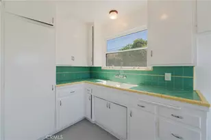 1964 Palmerston, Los Angeles, CA 90027 - Photo 48