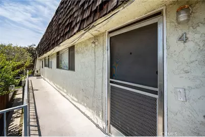 380 Temple Avenue, Long Beach, CA 90814 - Photo 14
