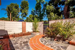 21115 Altena Dr, Saugus, CA 91350 - Photo 26