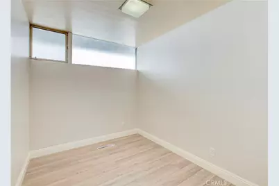 739 W 9th Street, San Pedro, CA 90731 - Photo 14