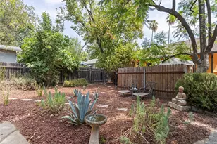 1815 N Michigan Ave, Pasadena, CA 91104 - Photo 34