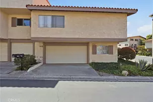 28301 Ridgefalls Ct, Rancho Palos Verdes, CA 90275 - Photo 2